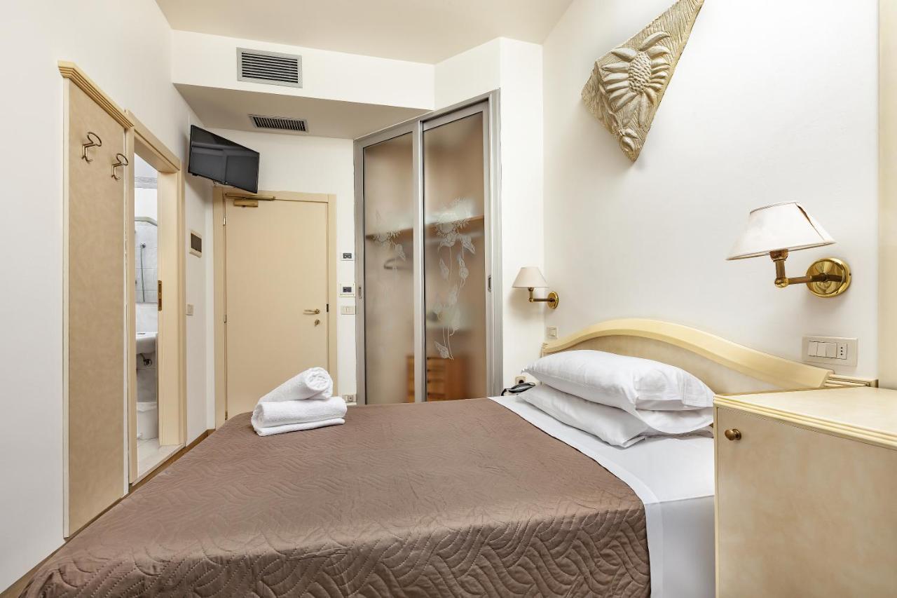Ariminum Hotel Rimini Dış mekan fotoğraf